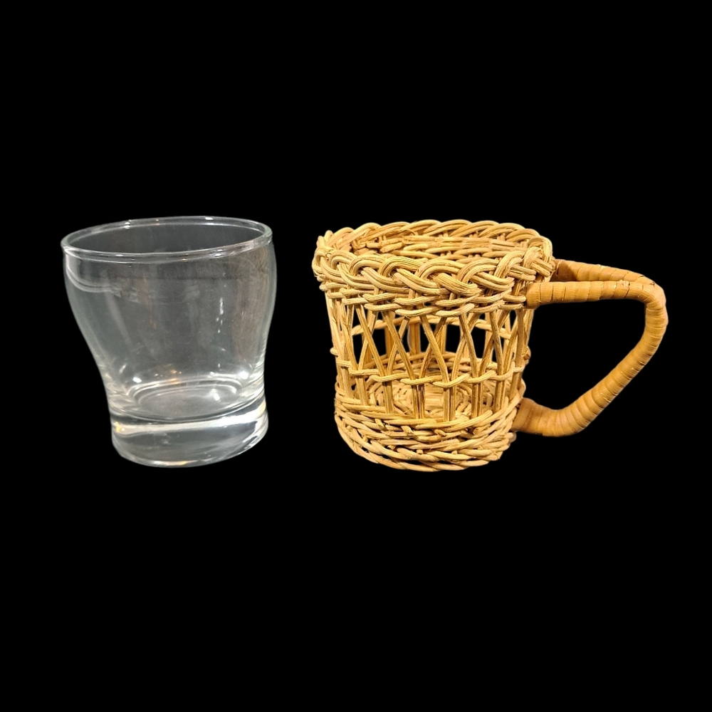Vintage Rattan Juice Pitcher Four Glasses Snack Dish Set Wicker Boho MCM - Picture 7 of 12
